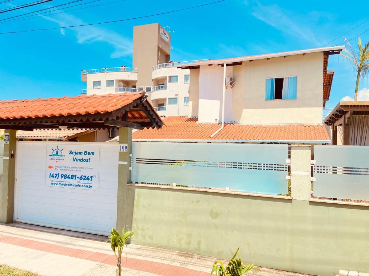 Pousada Mar De Almirante Penha  Kültér fotó
